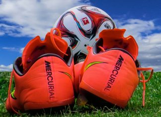 Nieuwe voetbalschoenen kopen? Hier moet je op letten! nieuwe voetbalschoenen