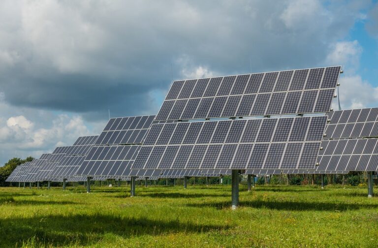 Wat zijn de voordelen van het gebruik van zonne-energie?